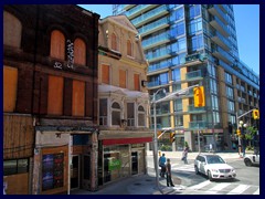 Toronto Bus Tour 126 - Yonge St